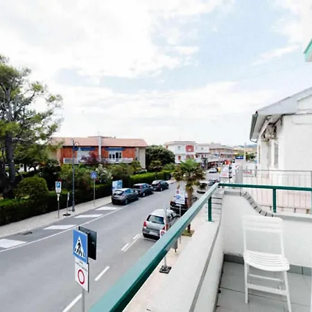 R09 - Trilocale A Due Passi Dalla Numana